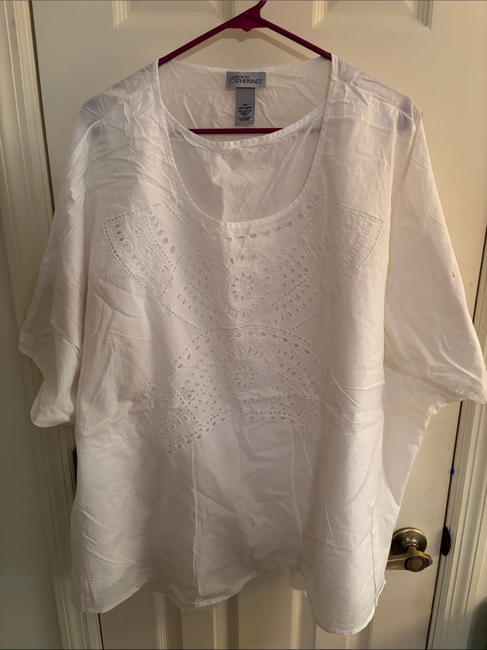 Liz & Me White Eyelet Scoop Neck Tunic